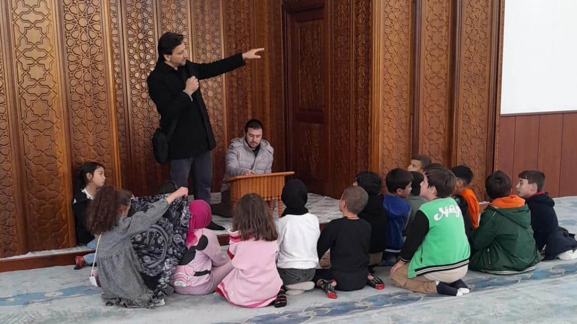 ÇEDES Projesi Kapsamında Rasimpaşa Cami ve Hendek Gençlik Merkezi Ziyareti